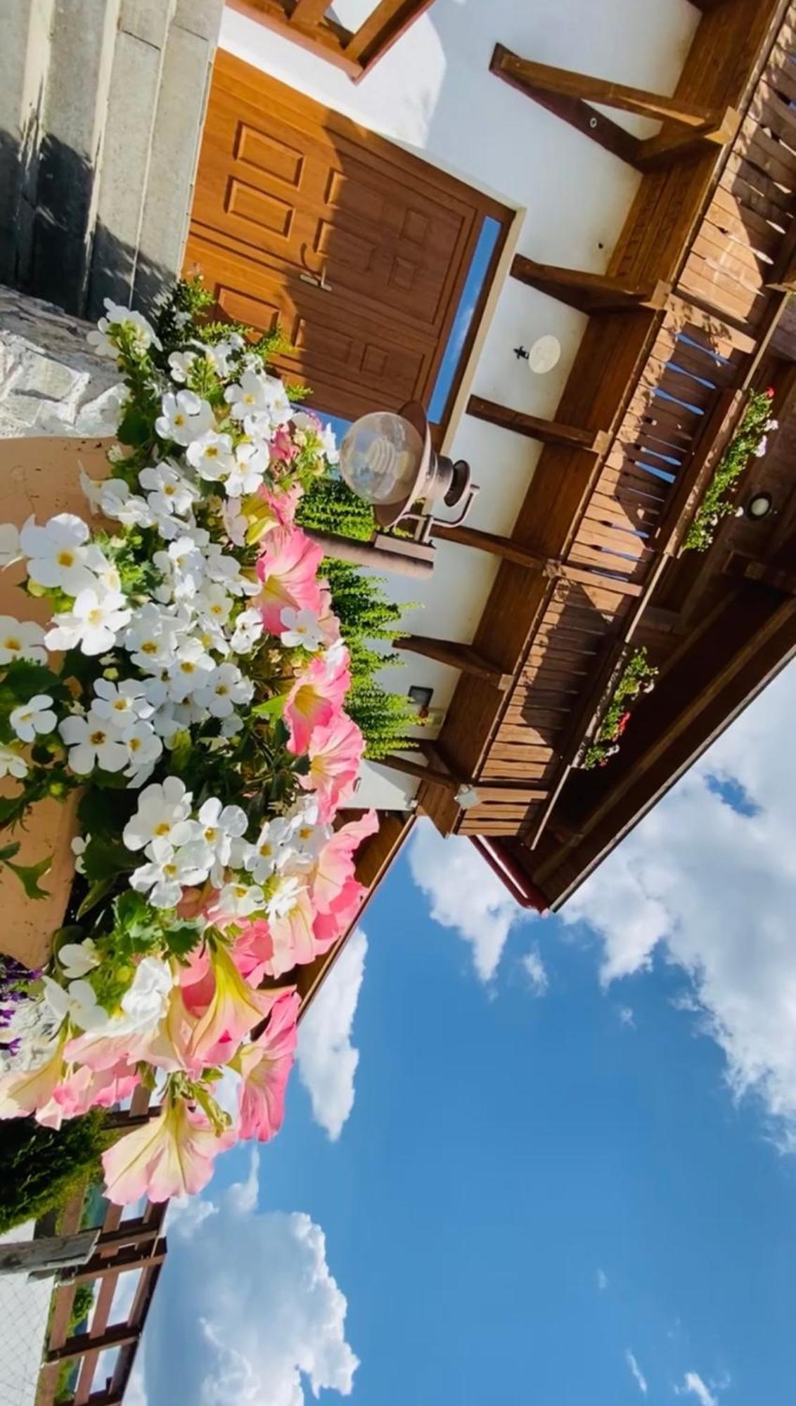 Gold Horse Vendeghaz Hotel Szilvasvarad Exterior photo
